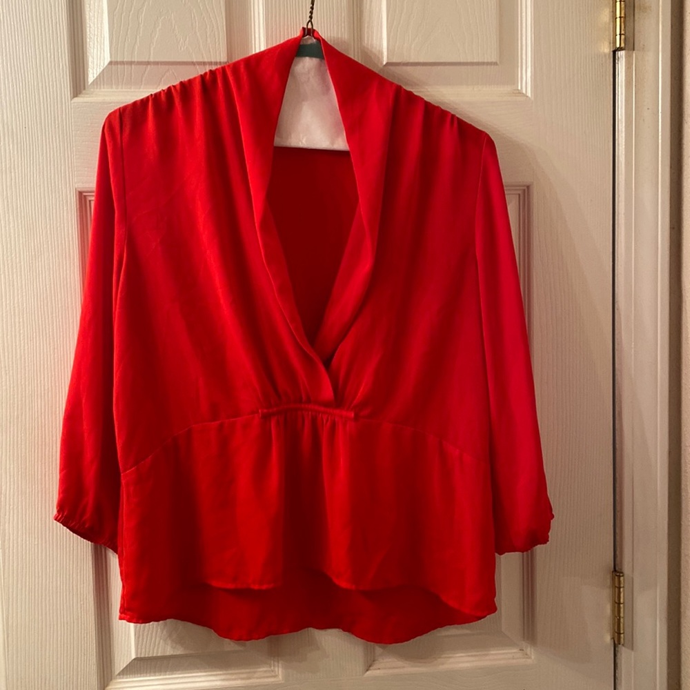 Collective Concepts red blazer style blouse size M